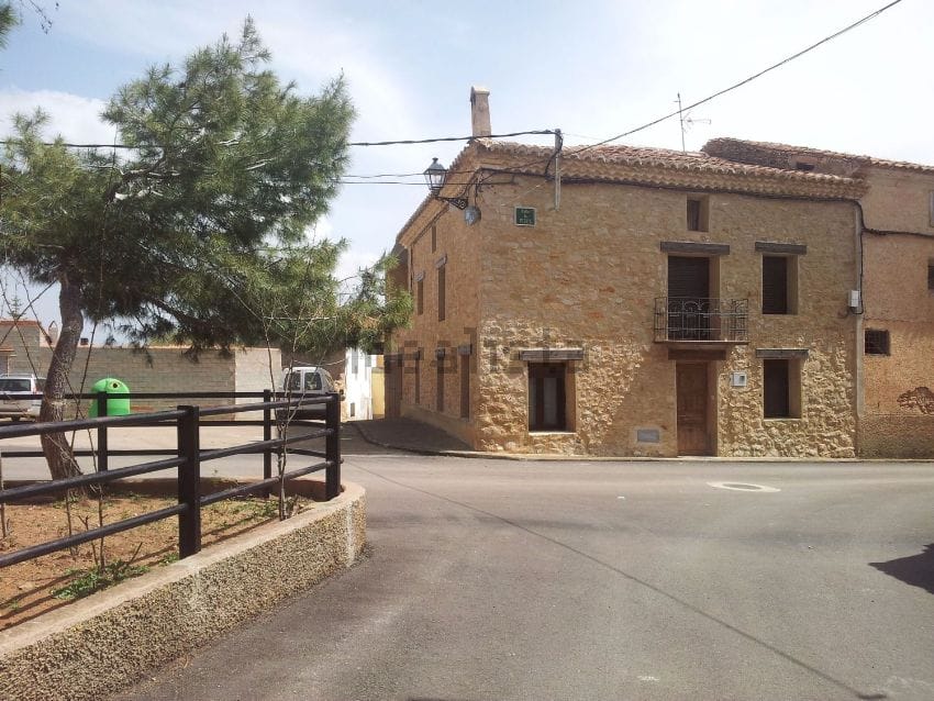 Alquiler casa rural Azafran de Teruel. La Carrasca